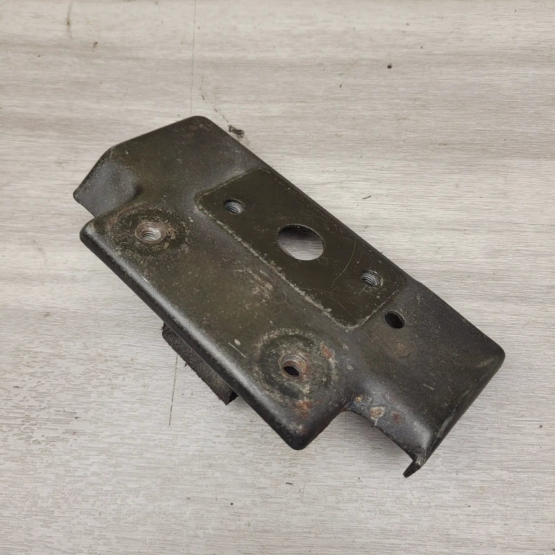 GSF250 Bandit (GJ74A) Seat release mounting plate by Motor Morgue