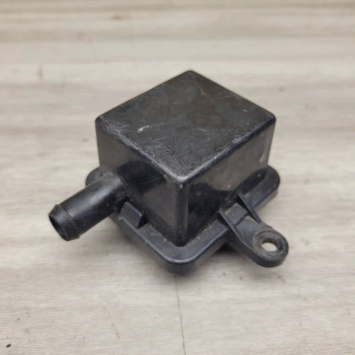 GSF250 Bandit (GJ74A) breather box by Motor Morgue