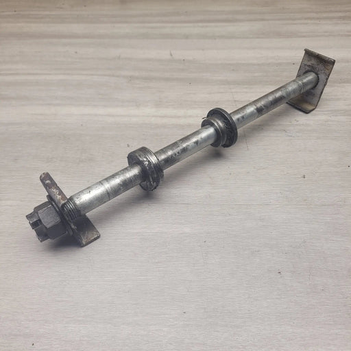 ZZR250 Rear axle by Motor Morgue