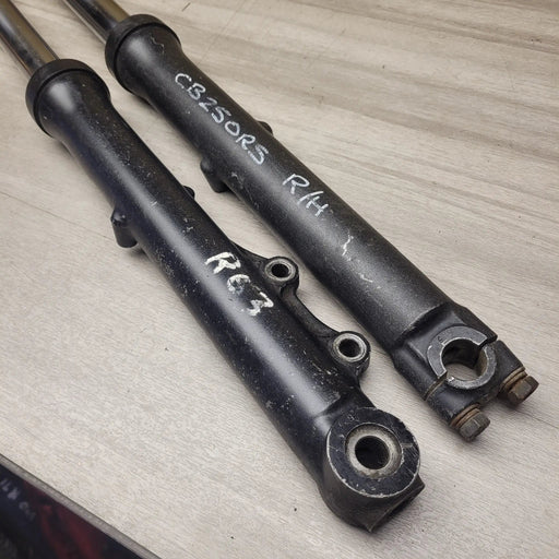 CB250RS Forks by Motor Morgue