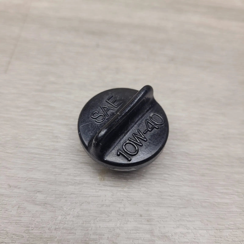 GT250R EFI Oil filler cap by Motor Morgue