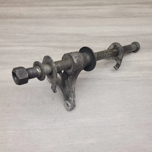 GSX250 Invader rear axle by Motor Morgue