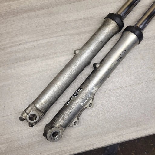 CB250T Forks by Motor Morgue