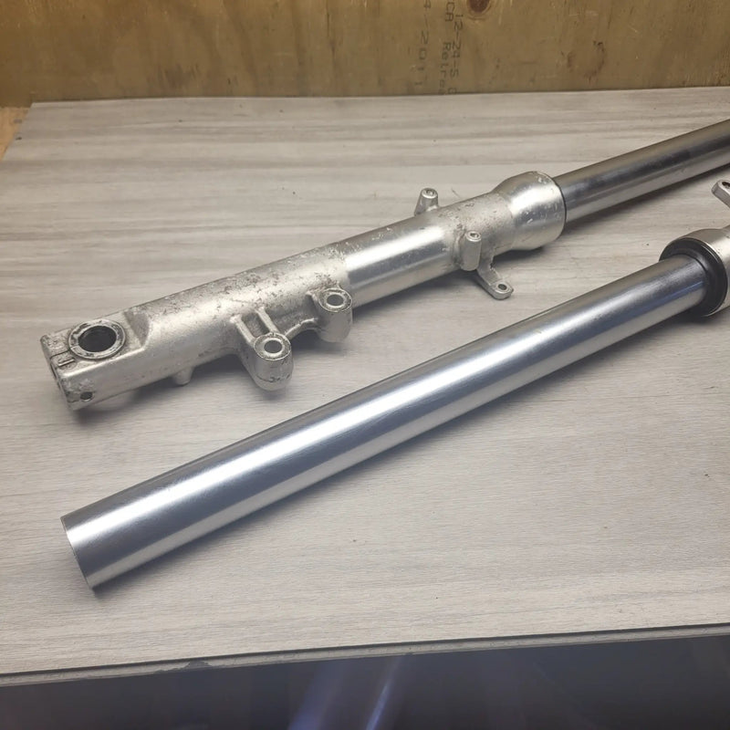 ZZR250 Forks by Motor Morgue