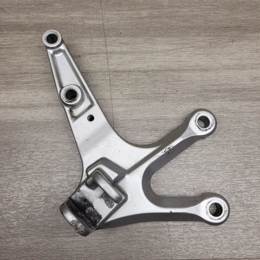 MT03 (2021) Right riders peg mount by Motor Morgue