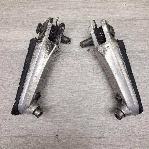 VTR250 (MC33) Front foot pegs by Motor Morgue