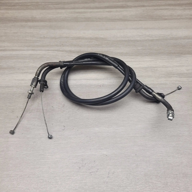 GSX250 Invader Throttle cables by Motor Morgue