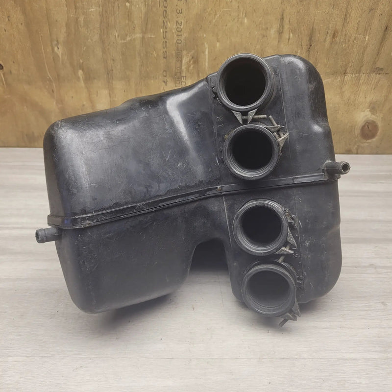 GSF250 Bandit (GJ74A) air box by Motor Morgue