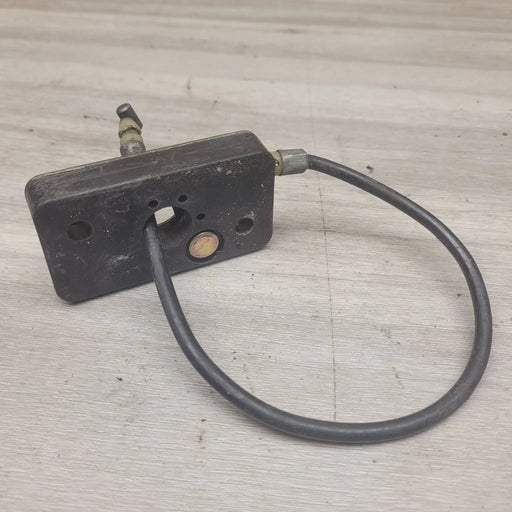 GSF250 Bandit (GJ74A) Rear seat release by Motor Morgue