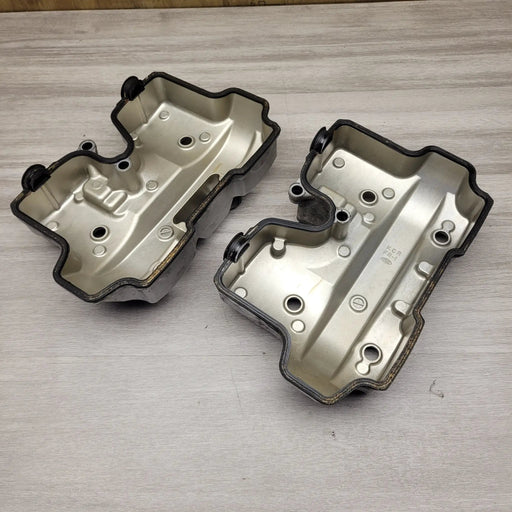VTR250 (MC33) Cam covers by Motor Morgue