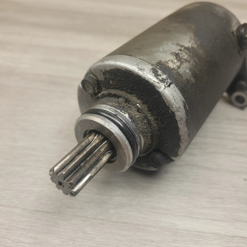 GT250R Starter Motor by Motor Morgue