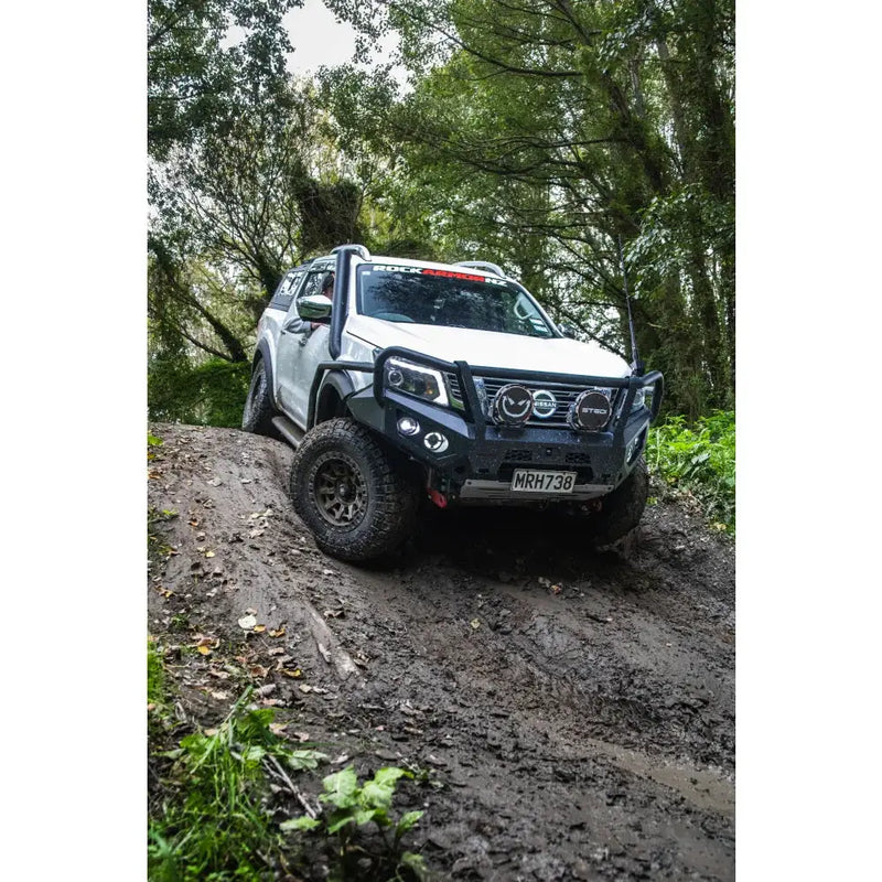 Rockarmor Gt Hoop Bullbar Combo Pack - Nissan Navara D23 Np300 2015 To Current by RockarmorNZ