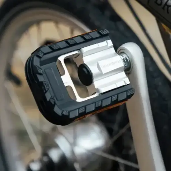 Rockbros Foldable Aluminum Alloy MTB Bicycle Pedals by Habicare
