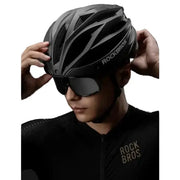 Habicare Adjustable Cycling Helmet 58–62cm with Integrated Magnetic Goggles Adjustable Cycling Helmet 58–62cm with Integrated Magnetic Goggles