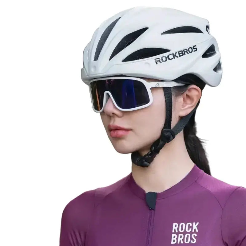 Habicare Adjustable Cycling Helmet 58–62cm with Integrated Magnetic Goggles Adjustable Cycling Helmet 58–62cm with Integrated Magnetic Goggles