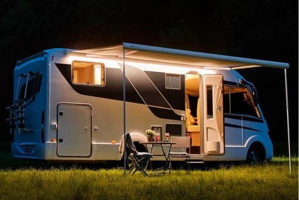 5200 ThuleWall Awning Grey 4.5m long installed on a camper van, providing shade and outdoor comfort.