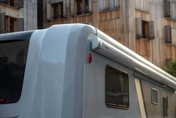 Thule 5200 Awning Sapphire Blue - 4.5m mounted on an RV showcasing quality and durability.