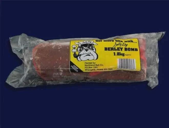 1.5kg Pilchard Berley - Salty Dog packaging and product details visible on the label.