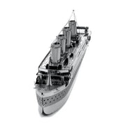 Titanic by 9eight5