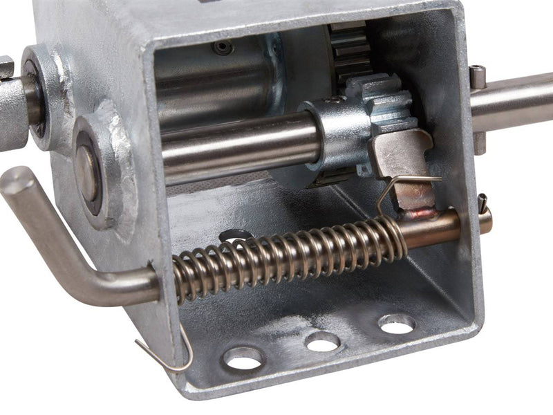 3:1 & 1:1 Manual Trailer Winch TR85700 close-up showing internal mechanism and gears.