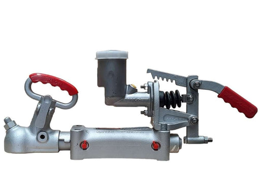 Duofit Override Hydraulic Coupling 2500kg - T201667 side view with red handles and spring dampening mechanism