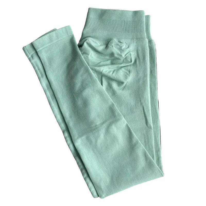 Women’s Seamless Yoga Leggings (different colours and sizes available) by Habicare